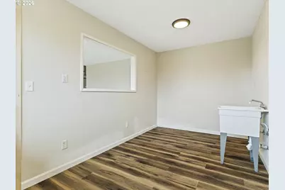 2617 E McLoughlin Blvd, Vancouver, WA 98661 - Photo 26