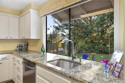 11340 SW Viewmount Ct, Tigard, OR 97223 - Photo 16