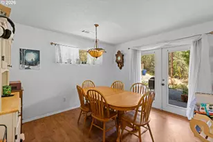 897 Savage Creek Rd, Grants Pass, OR 97527 - Photo 12