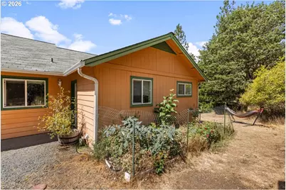 897 Savage Creek Rd, Grants Pass, OR 97527 - Photo 30