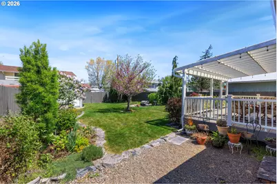 105 Polk Ave, La Grande, OR 97850 - Photo 16