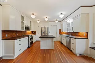 1230 SE Barnes Rd, Gresham, OR 97080 - Photo 12