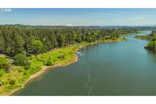 1250 SE River Forest Ln, Milwaukie, OR 97267 - Photo 2