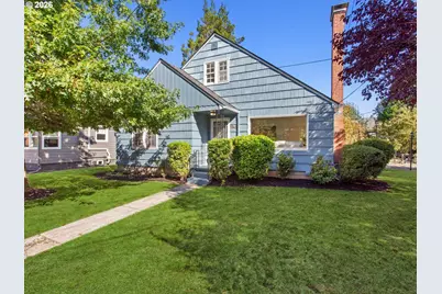 8845 NE Broadway, Portland, OR 97220 - Photo 2