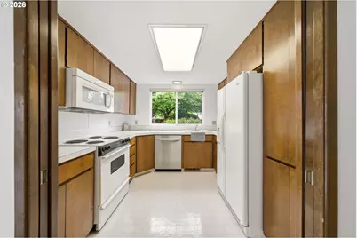 16545 SW Monterey Ln, Portland, OR 97224 - Photo 14