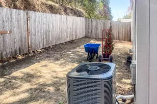 1389 NE Brooklyn Ave, Roseburg, OR 97470 - Photo 20