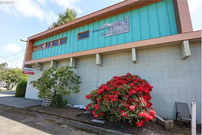 2213 Winchester Ave, Reedsport, OR 97467 - Photo 20