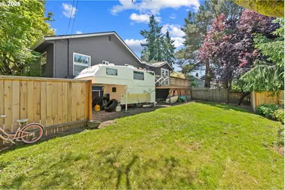 620 SW Orchid St, Portland, OR 97219 - Photo 38