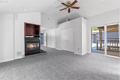 620 SW Orchid St, Portland, OR 97219 - Photo 20