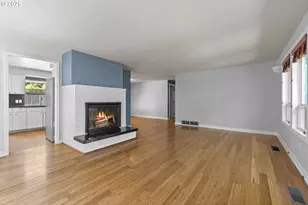 620 SW Orchid St, Portland, OR 97219 - Photo 4