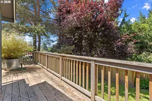 620 SW Orchid St, Portland, OR 97219 - Photo 24