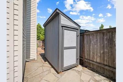 20932 SW Winema Dr, Tualatin, OR 97062 - Photo 32