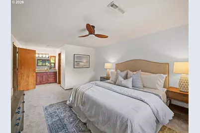 20932 SW Winema Dr, Tualatin, OR 97062 - Photo 18
