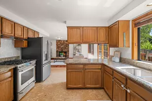 20932 SW Winema Dr, Tualatin, OR 97062 - Photo 10