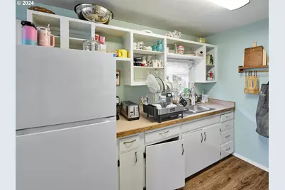 2453 Simpson St, Salem, OR 97301 - Photo 12
