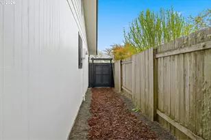 987 Travis Ave, Eugene, OR 97404 - Photo 34