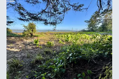 0 S Empire Blvd, Coos Bay, OR 97420 - Photo 18