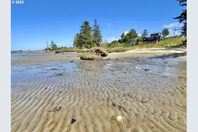 0 S Empire Blvd, Coos Bay, OR 97420 - Photo 28