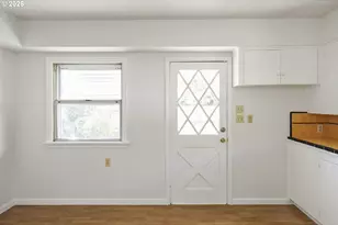 3979 NE 42nd Ave, Portland, OR 97213 - Photo 16