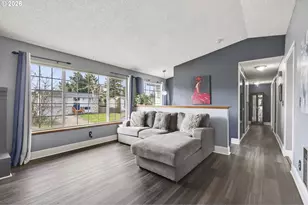 709 NE 151st Ave, Vancouver, WA 98684 - Photo 6