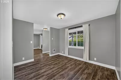 1300 Sanford St, Coos Bay, OR 97420 - Photo 12