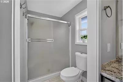 1300 Sanford St, Coos Bay, OR 97420 - Photo 38
