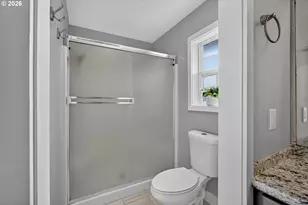 1300 Sanford St, Coos Bay, OR 97420 - Photo 38