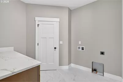 2201 E Juniper Cir #20, La Center, WA 98629 - Photo 30