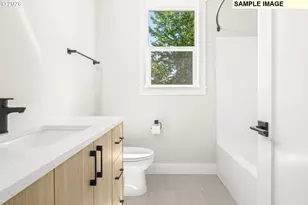 2201 E Juniper Cir, La Center, WA 98629 - Photo 22