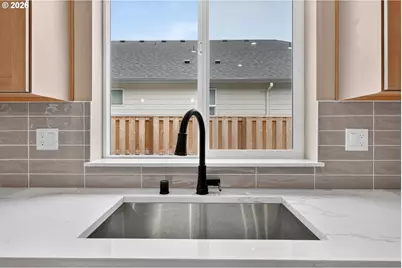 2201 E Juniper Cir #20, La Center, WA 98629 - Photo 18