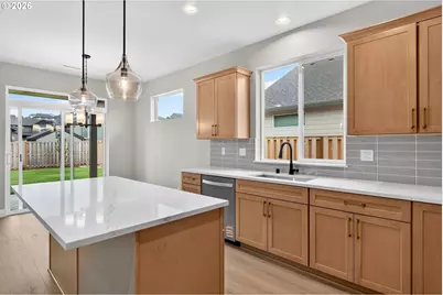 2201 E Juniper Cir #20, La Center, WA 98629 - Photo 10