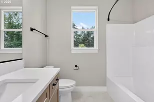 2201 E Juniper Cir, La Center, WA 98629 - Photo 26