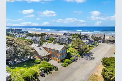 139 W Surfcrest Ave, Cannon Beach, OR 97110 - Photo 2