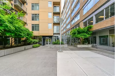 701 Columbia St #313, Vancouver, WA 98660 - Photo 2