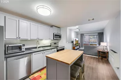 701 Columbia St #313, Vancouver, WA 98660 - Photo 6