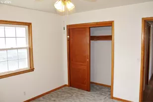 343 NE Douglas St, Pilot Rock, OR 97868 - Photo 16