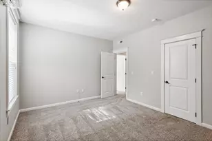 3395 Summerlinn Dr, West Linn, OR 97068 - Photo 26