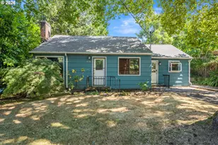 7526 SW Capitol Hill Rd, Portland, OR 97219 - Photo 2