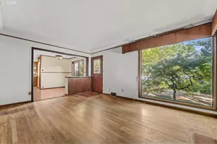 7526 SW Capitol Hill Rd, Portland, OR 97219 - Photo 4