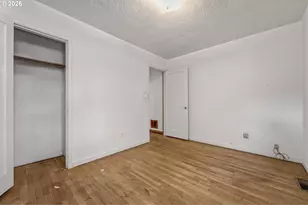 7526 SW Capitol Hill Rd, Portland, OR 97219 - Photo 12