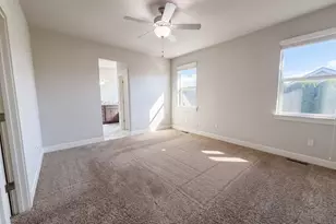 3746 SW McKinley St, Gresham, OR 97080 - Photo 12