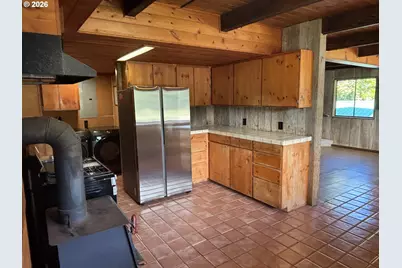 96476 N Bank Rogue River Rd, Gold Beach, OR 97444 - Photo 12