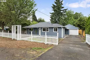 8923 SE Clinton St, Portland, OR 97266 - Photo 2