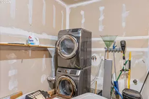 720 SW Pioneer Ct, Willamina, OR 97396 - Photo 22