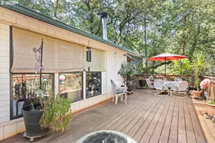 715 Jodee St, Myrtle Creek, OR 97457 - Photo 2
