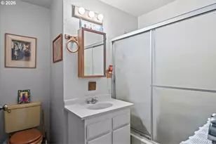 715 Jodee St, Myrtle Creek, OR 97457 - Photo 18