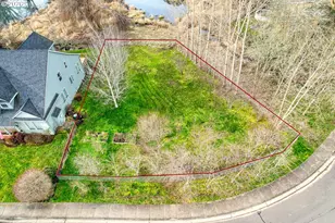 335 NE Hillwood Dr, Hillsboro, OR 97124 - Photo 1