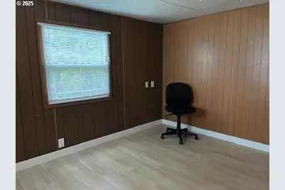 16901 SE Division St #50, Portland, OR 97236 - Photo 8