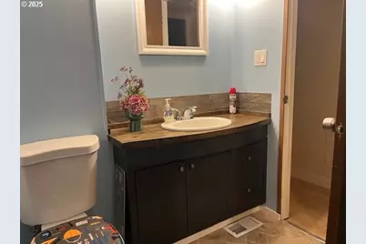 16901 SE Division St #50, Portland, OR 97236 - Photo 14
