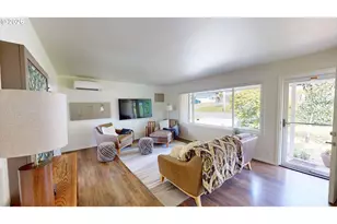30404 Hillside Terrace, Gold Beach, OR 97444 - Photo 10